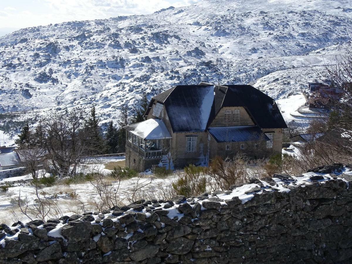 Penhas Da Saude Villa Bagian luar foto