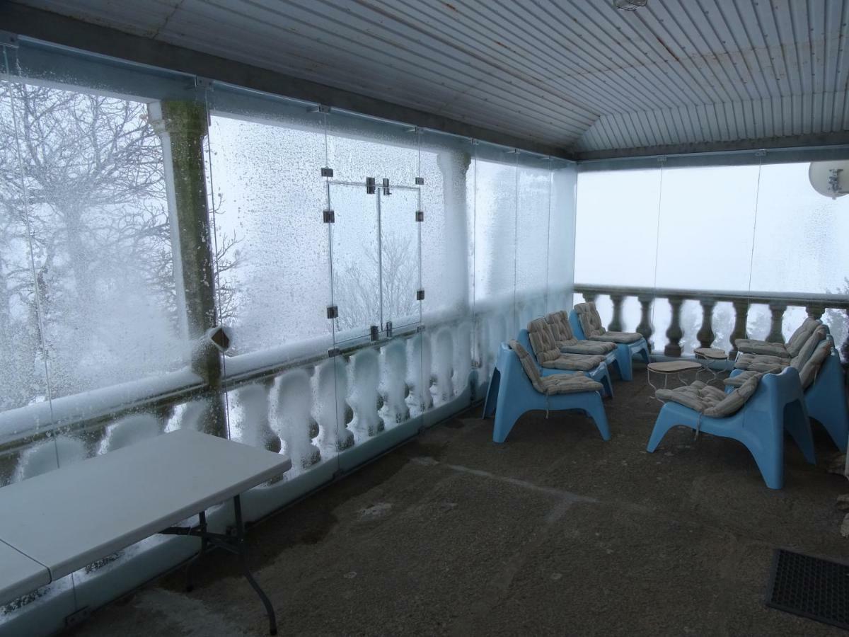Penhas Da Saude Villa Bagian luar foto